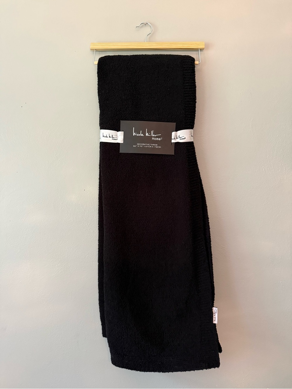 Nicole Miller Black Plush Bath Throw